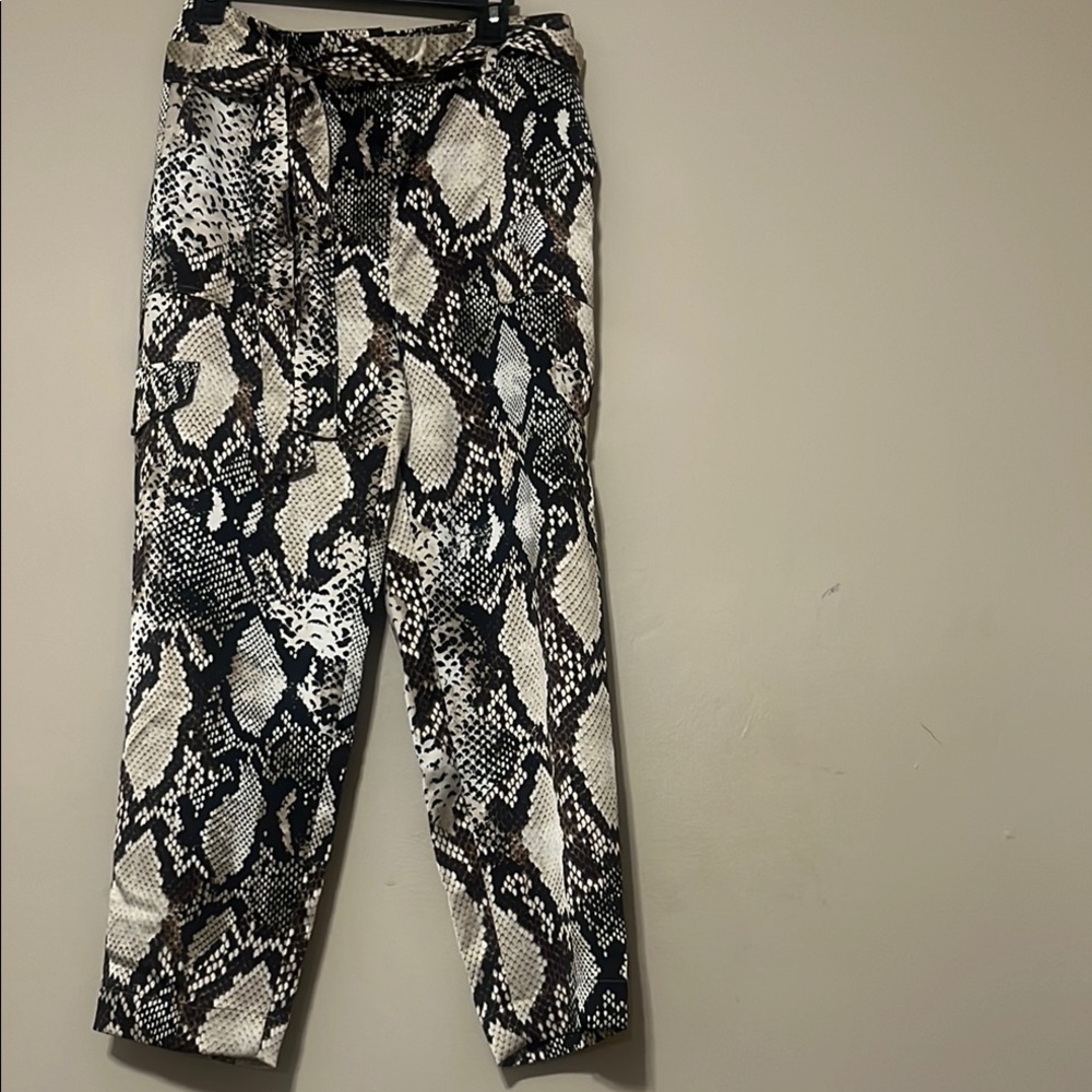 Chic Snakeskin Pattern Trousers